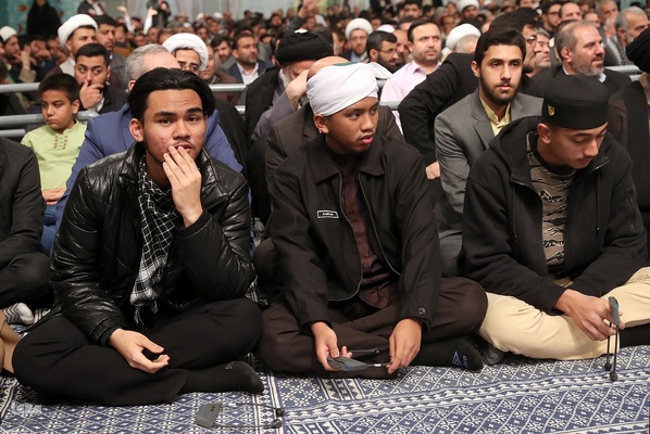 دیدار شرکت کنندگان در مسابقات بین‌المللی قرآن با رهبر معظم انقلاب