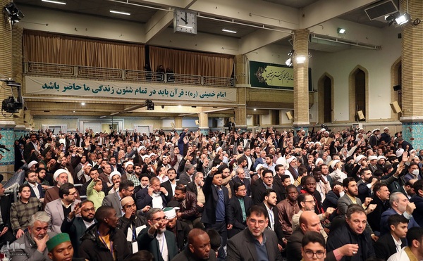 دیدار شرکت کنندگان در مسابقات بین‌المللی قرآن با رهبر معظم انقلاب