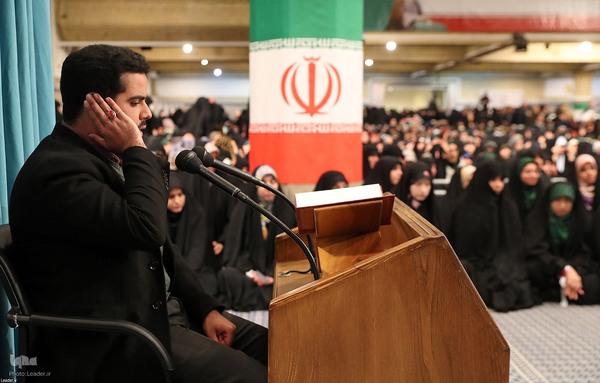 دیدار رأی اولی‌ها و خانواده‌های شهدا با مقام معظم رهبری