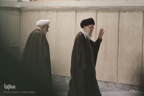 حضور مقام معظم رهبری در پای صندوق رای