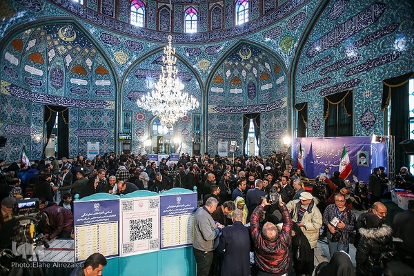 شعبه اخذ رای در حسینیه ارشاد