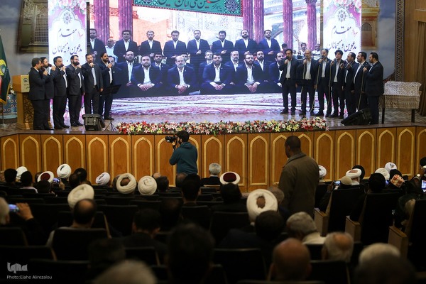 افتتاحیه دومین جشنواره فرهنگی هنری (أنا من حسین)