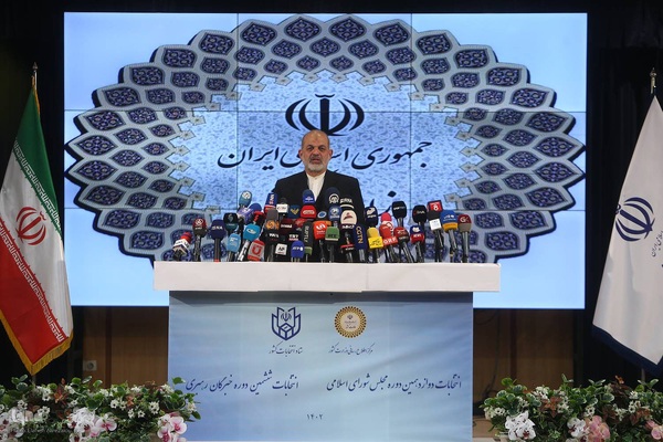 نشست  خبری احمد وحیدی ، وزیر کشور  با اصحاب رسانه