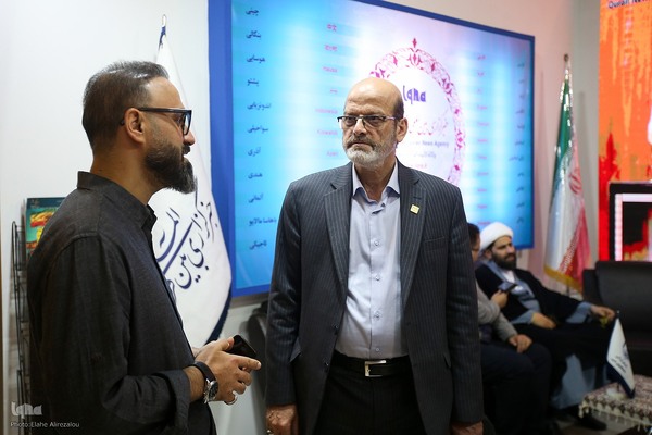 بازدید رئیس جهاد دانشگاهی از سی‌ و‌ یکمین نمایشگاه قرآن کریم