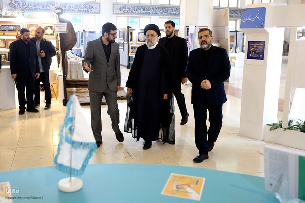 بازدید رئیس جمهور از نمایشگاه قرآن کریم