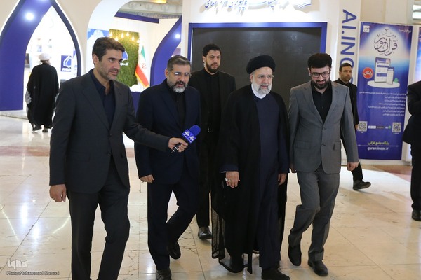 بازدید رئیس جمهور از نمایشگاه قرآن کریم