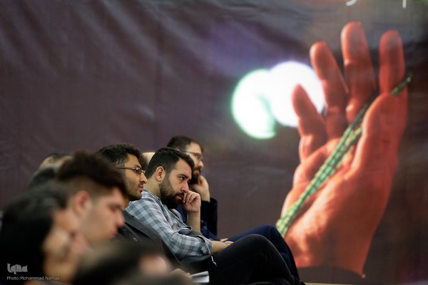 بیست و نهمین آئین تکریم خادمان قرآن کریم