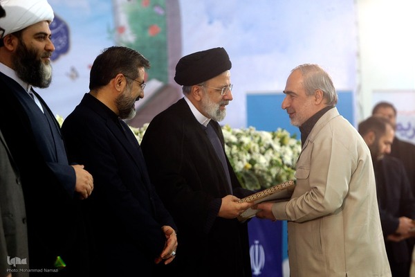 بیست و نهمین آئین تکریم خادمان قرآن کریم