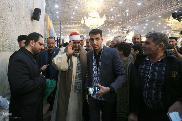 محفل انس با قرآن کریم با حضور قاری مصری احمد شحات