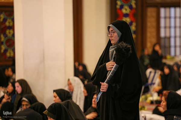 مراسم احیای شب قدر در شاهچراغ