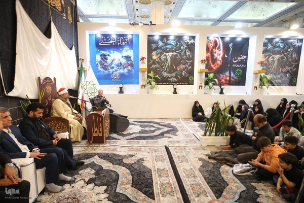 غرفه شورای عالی قرآن شهرداری تهران در آخرین روز نمایشگاه