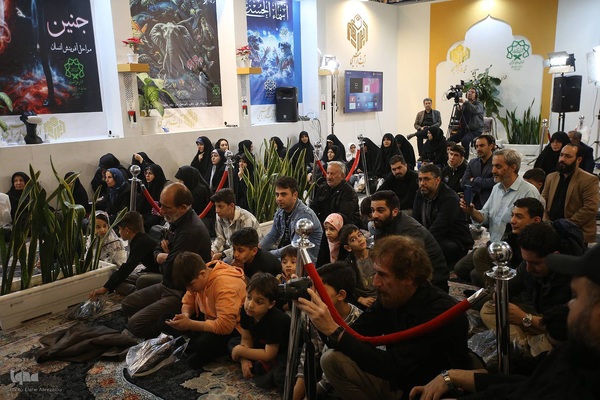 غرفه شورای عالی قرآن شهرداری تهران در آخرین روز نمایشگاه