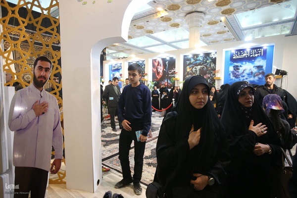 غرفه شورای عالی قرآن شهرداری تهران در آخرین روز نمایشگاه