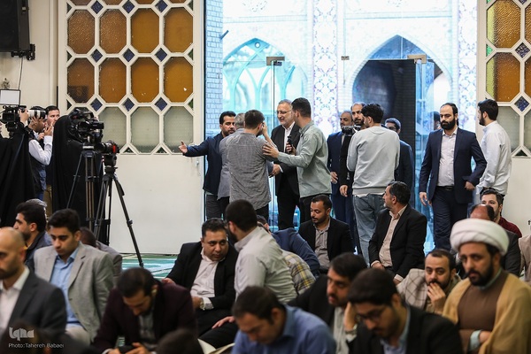 محفل انس با قرآن کریم با حضور شهردار تهران