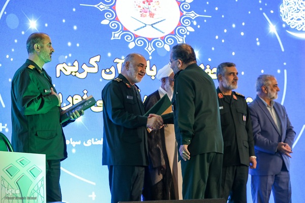 محفل انس با قرآن و دومین جشنواره قرآنی نور سپاه