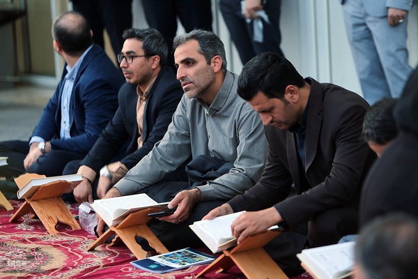 محفل دانشجویی انس با قرآن كريم در دانشگاه علم و فرهنگ