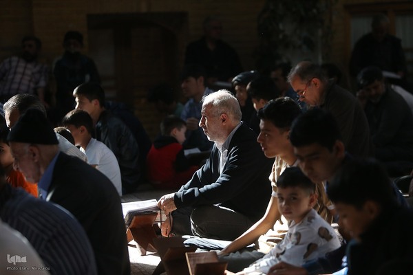 جزء خوانی قرآن کریم در خانه موزه شهید مدرس