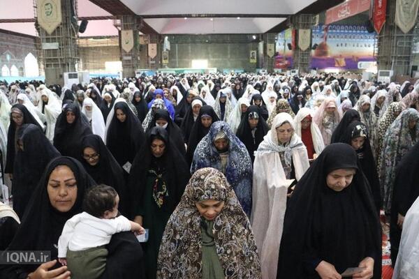 اقامه نماز عید فطر در اهواز