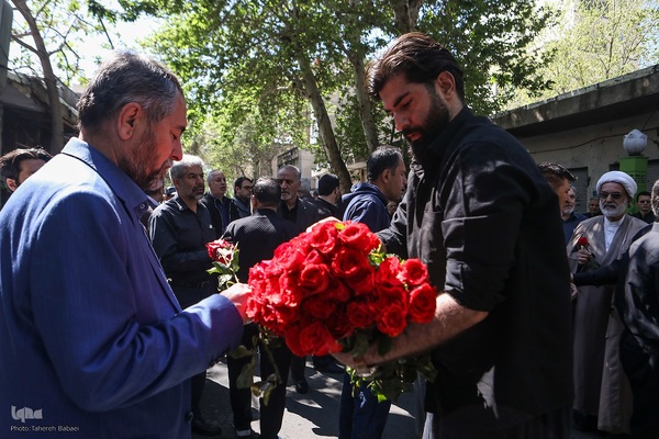 مراسم تشییع و تدفین پیکر مرحوم مغفور حاج ولی‌الله پوراحمدی