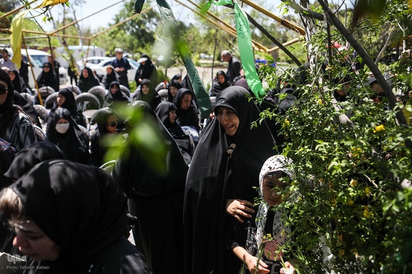 مراسم تشییع و تدفین پیکر مرحوم مغفور حاج ولی‌الله پوراحمدی