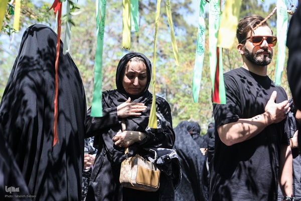 مراسم تشییع و تدفین پیکر مرحوم مغفور حاج ولی‌الله پوراحمدی