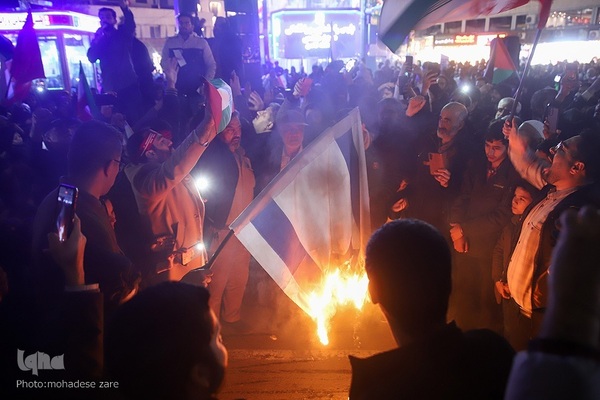 حمایت مردم مشهد کشور از حمله موشکی و پهپادی به رژیم صهیونیستی