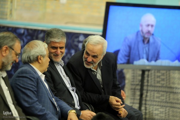 هجدهمین جلسه تلاوت و استماع قرآن کریم