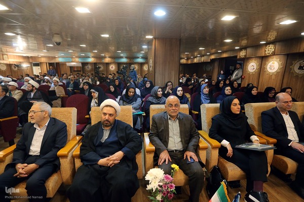 مراسم گرامیداشت یاد استاد کریم مجتهدی به نام یک عمر معلم