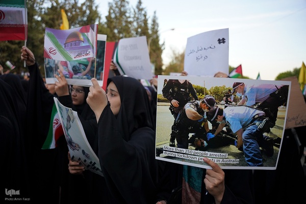 تجمع دانشگاهیان دانشگاه‌های شیراز در حمایت از خیزش دانشجویان آمریکا و اروپا