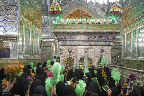 شادپیمایی دختران به‌مناسبت میلاد حضرت معصومه (س)