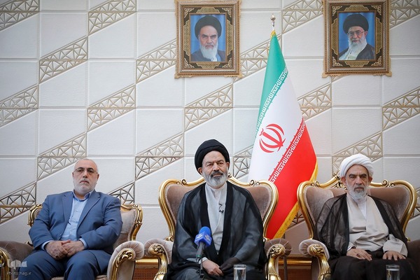 عزیمت سرپرست حجاج ایرانی و رئیس سازمان حج و زیارت به سرزمین وحی