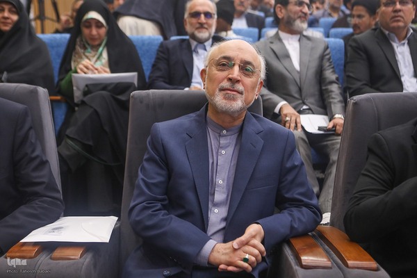 علی اکبر صالحی قائم مقام رئیس فرهنگستان علوم جمهوری اسلامی ایران در کنگره بین‌المللی علم و قرآن