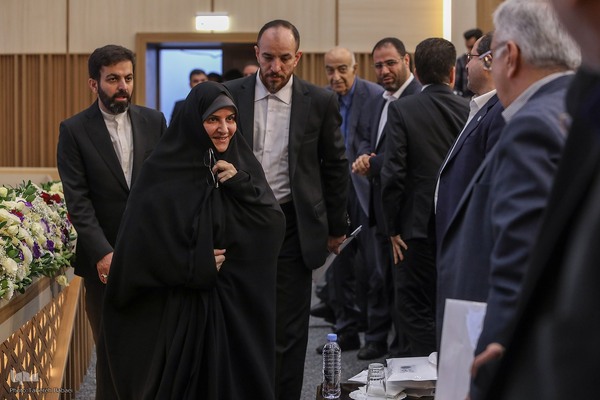  جمیله سادات علم‌الهدی دبیر ستاد تعلیم و تربیت شورای عالی انقلاب فرهنگی و رئیس شورای سیاستگذاری کنگره بین‌المللی قرآن و علم