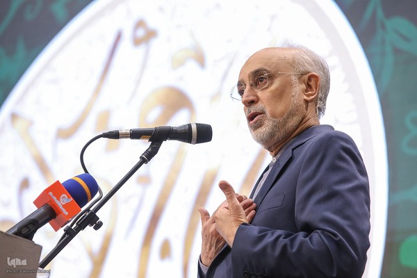 علی اکبر صالحی قائم مقام رئیس فرهنگستان علوم جمهوری اسلامی ایران در کنگره بین‌المللی علم و قرآن