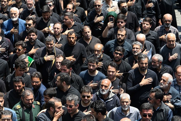 تشییع پیکر رئیس جمهور شهید در تهران (۲)