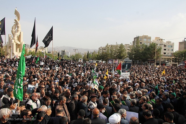 تشیع شهید آیت الله رئیسی و دو تن از همراهان در بیرجند