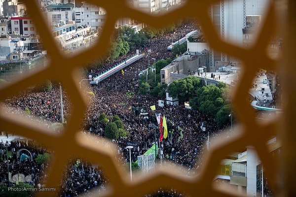 بدرقه رئیس جمهور شهید تا خانه ابدی توسط خراسانی‌ها