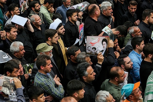 بدرقه رئیس جمهور شهید تا خانه ابدی توسط خراسانی‌ها