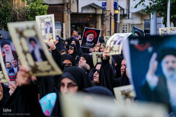 بزرگداشت شهید جمهور و همراهان در حرم حضرت شاهچراغ (ع)