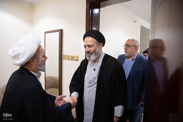 دیدارمسئولان حوزه حج و زیارت با نمایندگان دفاتر مراجع عظام تقلید