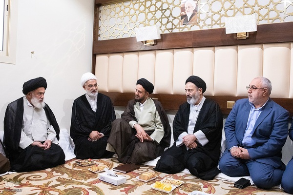 دیدارمسئولان حوزه حج و زیارت با نمایندگان دفاتر مراجع عظام تقلید