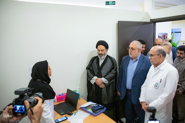 بازدید سرپرست حجاج ایرانی از بیمارستان مکه مکرمه