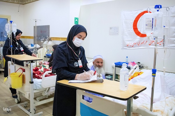 بازدید سرپرست حجاج ایرانی از بیمارستان مکه مکرمه