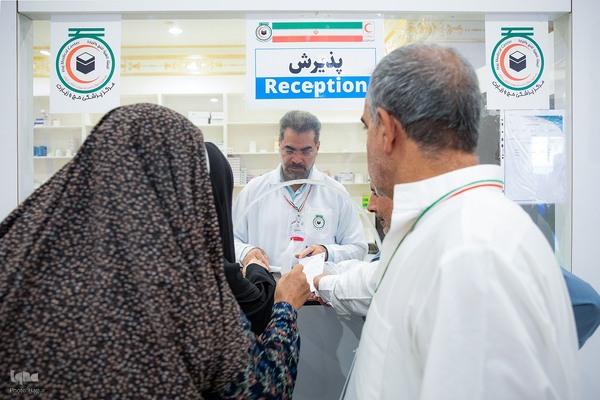 بازدید سرپرست حجاج ایرانی از بیمارستان مکه مکرمه