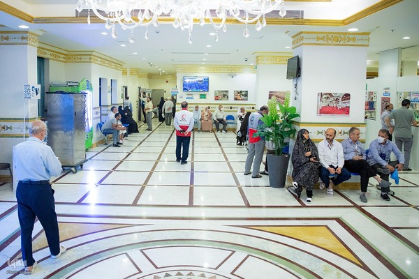 بازدید سرپرست حجاج ایرانی از بیمارستان مکه مکرمه