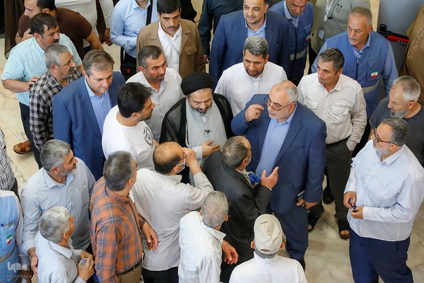 دیدار صمیمی سرپرست حجاج ایرانی با زائران کشورمان در مکه مکرمه