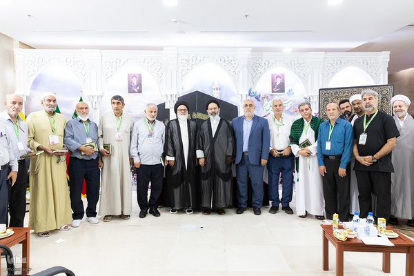 مراسم تجلیل از خانواده معظم شهدا