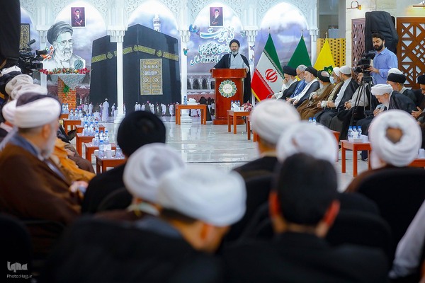 دیدار با نمایندگان مراجع تقلید درمکه