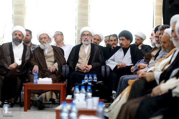 دیدار با نمایندگان مراجع تقلید درمکه