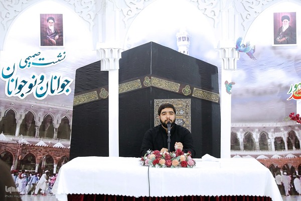 دیدار صمیمی با نوجوانان و جوانان حج گزار